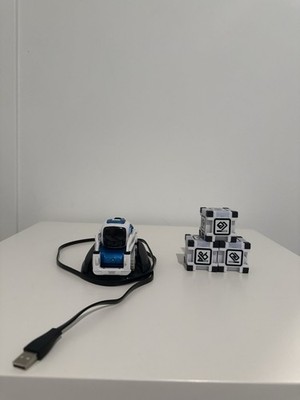 Anki Cozmo Robot Blue Limited Edition w/ Charger & Cubes Tested Works Great Rare