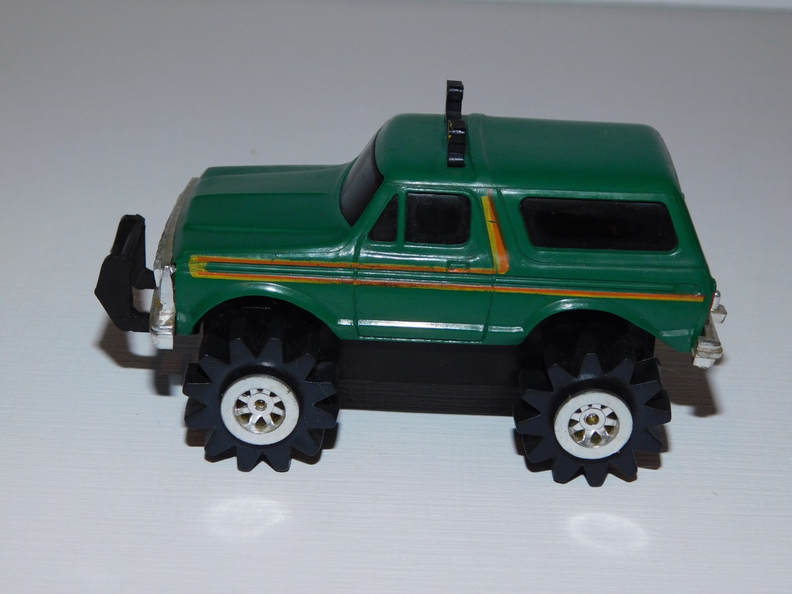Picture 4 of 9