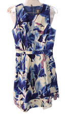 Vince Camuto Women Dres SZ 2 Sleeveless Back zip Fit & Flare Lined Pockets