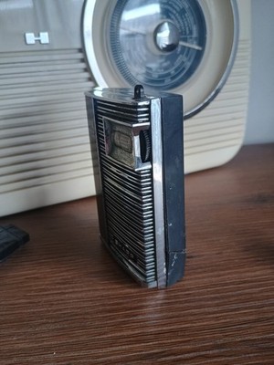 Vintage Sharp Japan BP-102B 1960's Portable Transistor AM Radio