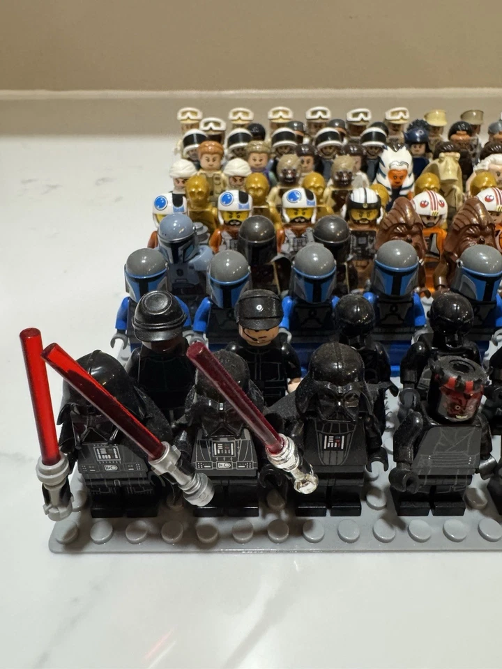 HUGE LEGO Star Wars Minifigure Lot of Figs 100+ Vader Maul Rebels Mandalorian - Image 2 of 4