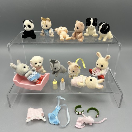 Sylvanian Families Baby Paket x 12 Kinderbett Flasche Kleidung Schuhe Panda Collie Hase