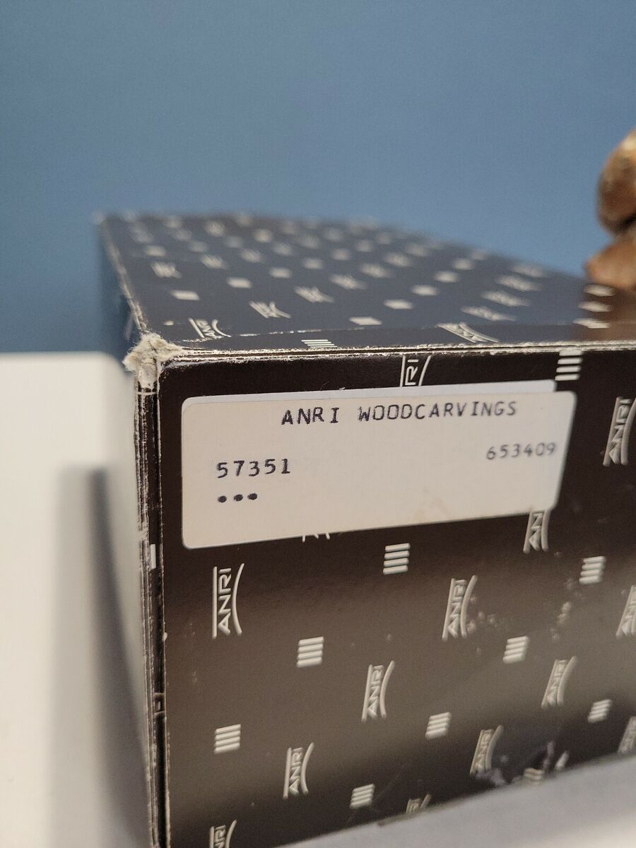 Vintage ANRI Wooden Carved Figurine “Playtime” 1702/4000 Vintage ANRI Wooden Carved Figurine “Playtime” 1702/4000