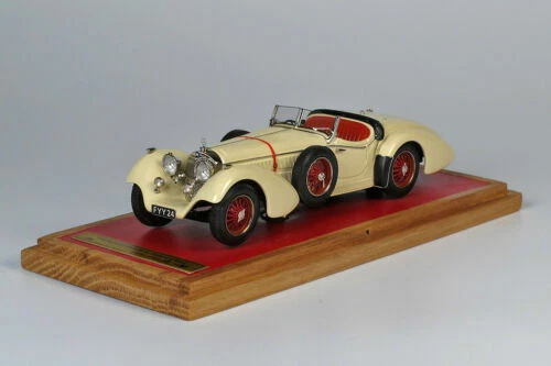 EMC 1:43 Modellautos, - LKWs & -Busse aus Resin