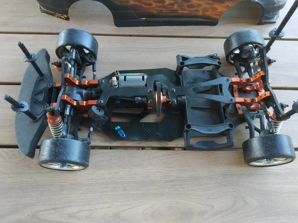 RC 1/10 Hpi pro drift + carrosserie nissan silvia Tamiya (TT02 kyosho yokomo) - Photo 4/4