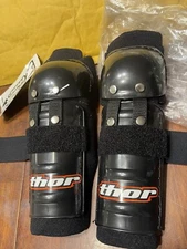 Thor Motocross Knee Pads Shin Guards Off road Racing Protection Youth SMALL