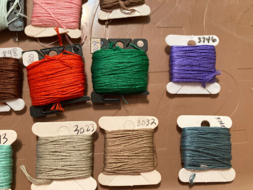 DMC Embroidery Floss Lot of 27 Labeled Cotton Thread on Cards Lot #44 - Picture 7 of 7