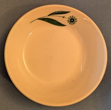 Vintage 4" dipping bowl saucer, HOME LAUGHLIN BEST CHINA VB-IIII, green daisy