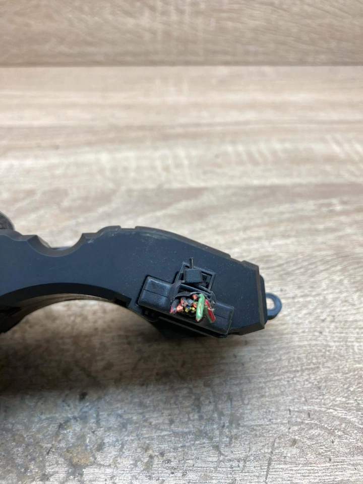 YS4T19A945BA Climate control unit Fits for Ford Focus - Image 4 of 4