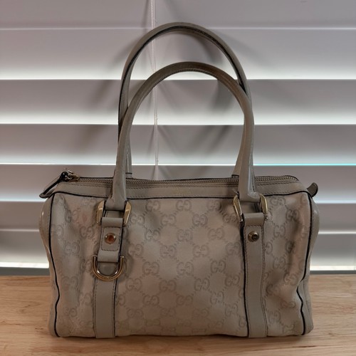 Gucci Guccissima Abbey Cream Logo Embossed Leather Zipper D-Ring Boston Bag