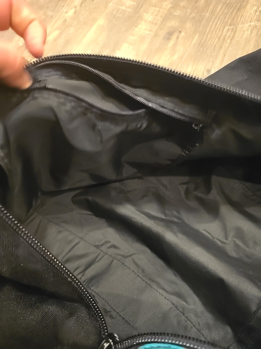 duffle bag - image 6