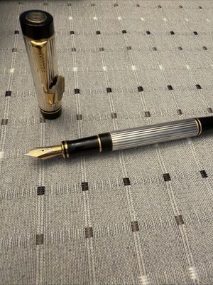Parker Duofold INTERNATIONAL Godron Silver Plated Fountain One Fine Nib -Rare-
