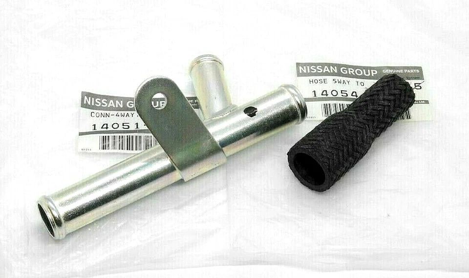 Calentador de refrigerante de agua genuino Datsun 240Z 3 vías conector tubo y manguera Foto 3 de 3