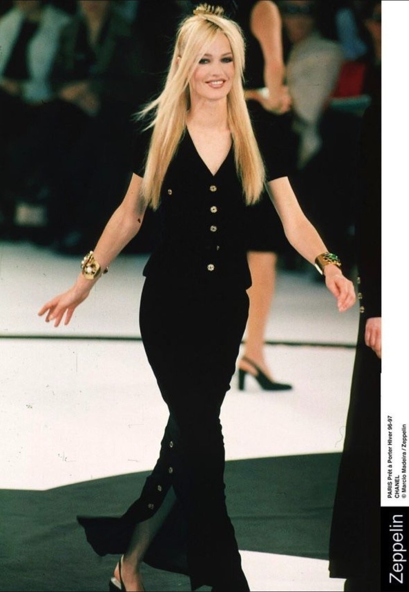 Chanel Vintage F/W1996 Runway Black Velvet LBJ Gold Gripoix
