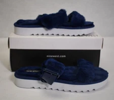 Nine West FUNKIE2 Faux Fur Womens Flat Sandal w Buckle Strap Size 6M Blue