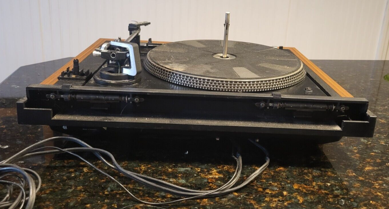 Dual CS 1237 Automatic Belt Drive Turntable w/Dustcover Made In Germany