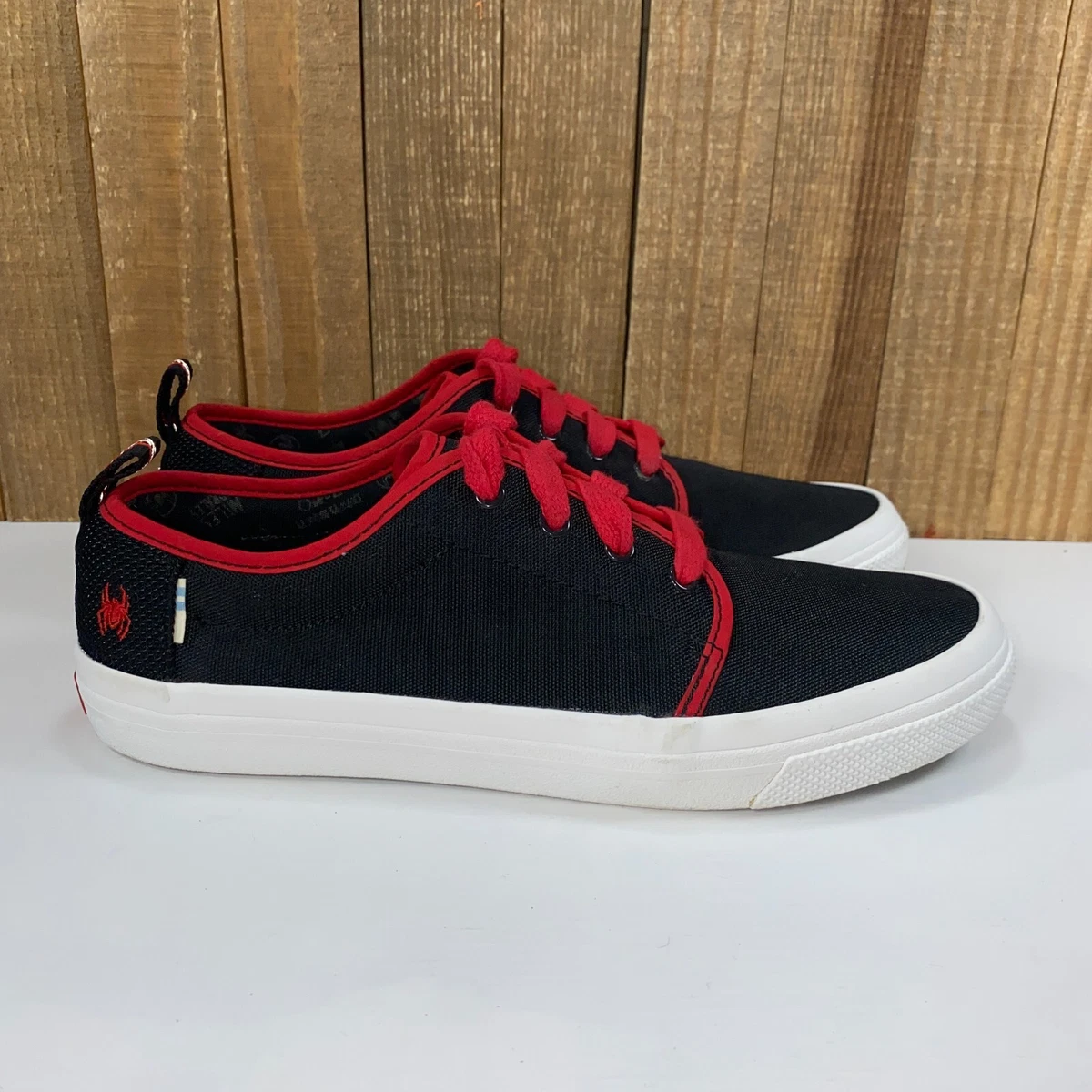 Toms Marvel Spiderman Carlito Youth Boys 6 Shoes Black Red Casual