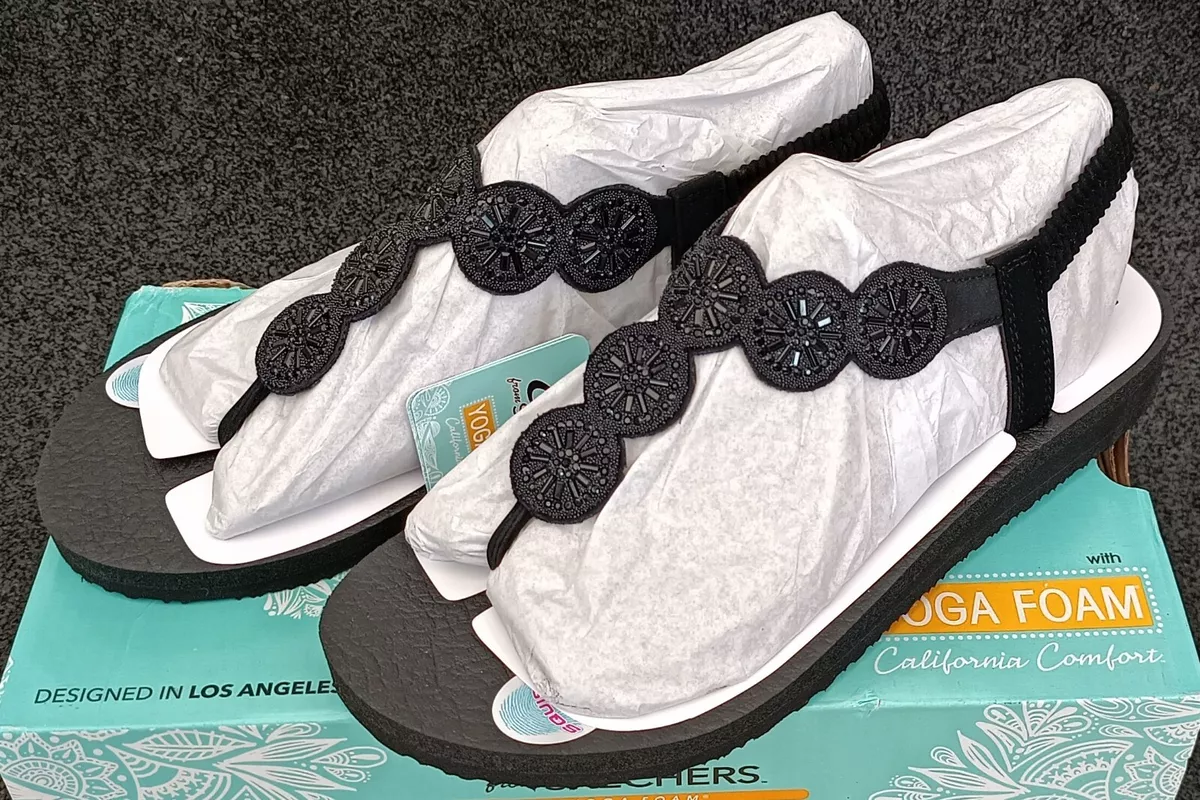 Skechers yoga store foam shoes