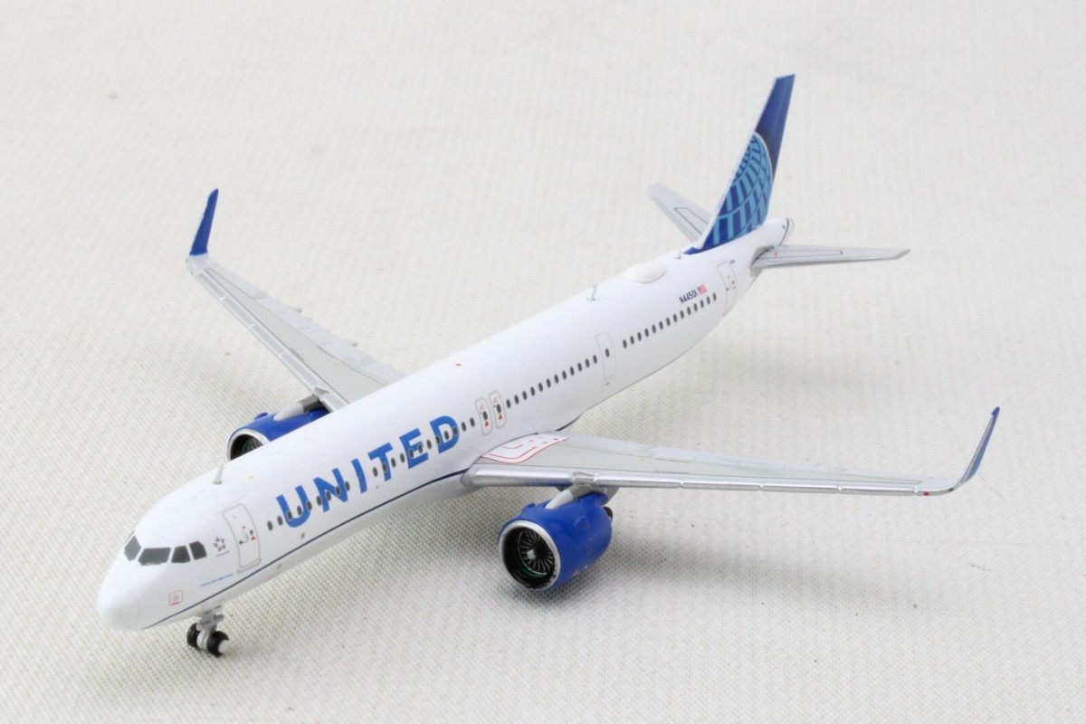 GEMINI JETS (GJUAL2245) UNITED A321NEO (N44501) 1:400 SCALE