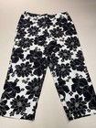 Geoffrey Beene Women's Black White Capri Pants Floral Print Stretch Zip — photo 1