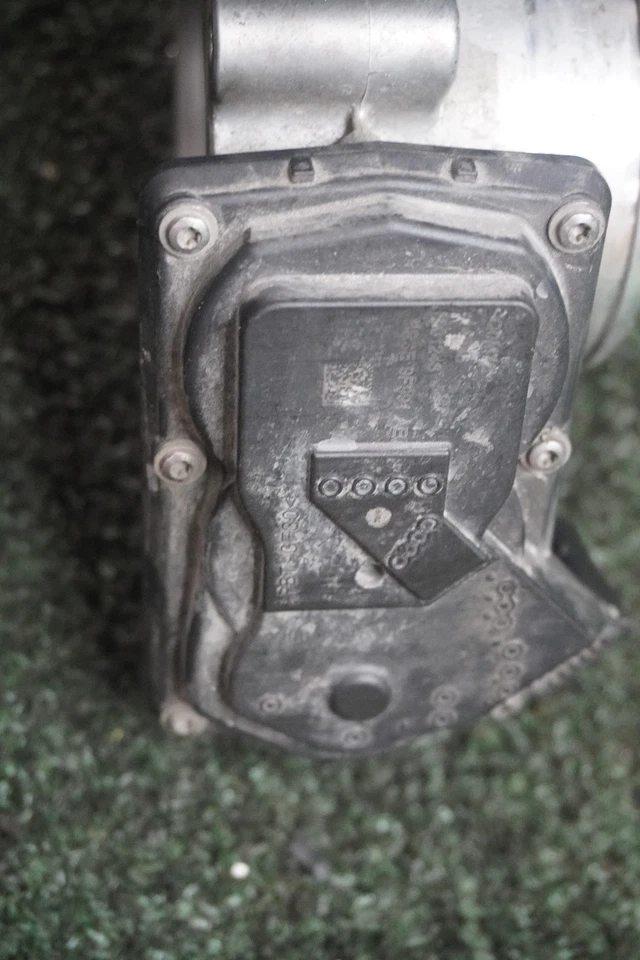 2012 2013 年福特野马 5L 发动机 TROTTLE 车身 原始设备制造商 84K 英里 AT4E9F991EL — 第 4/4 张图片