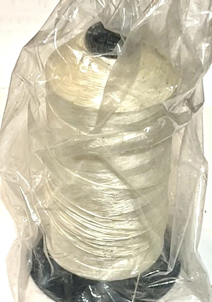 BCY 450Plus Bowstring Material Neutral (White) 1/2lb spool Partial 12.3oz. - Image 3 of 4