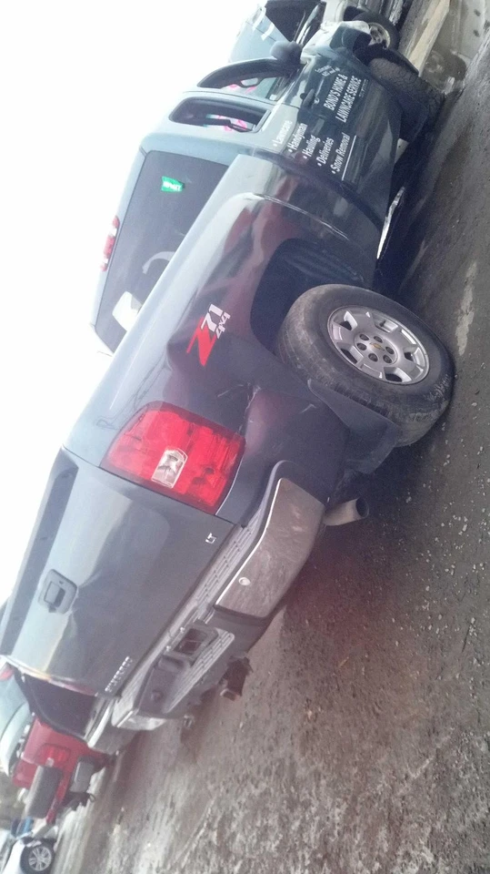 2013 Chevrolet Silverado 1500 Transfer Case Assembly 4WD OEM 172K Miles - Image 3 of 4