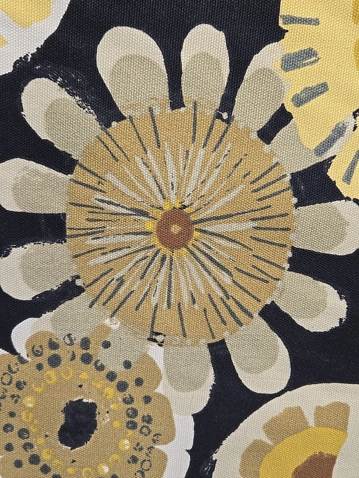 Mill Creek Fabric Floral Crosby Frelsco Erin Indoor/Outdoor Drapery Upholstery - Image 4 of 4