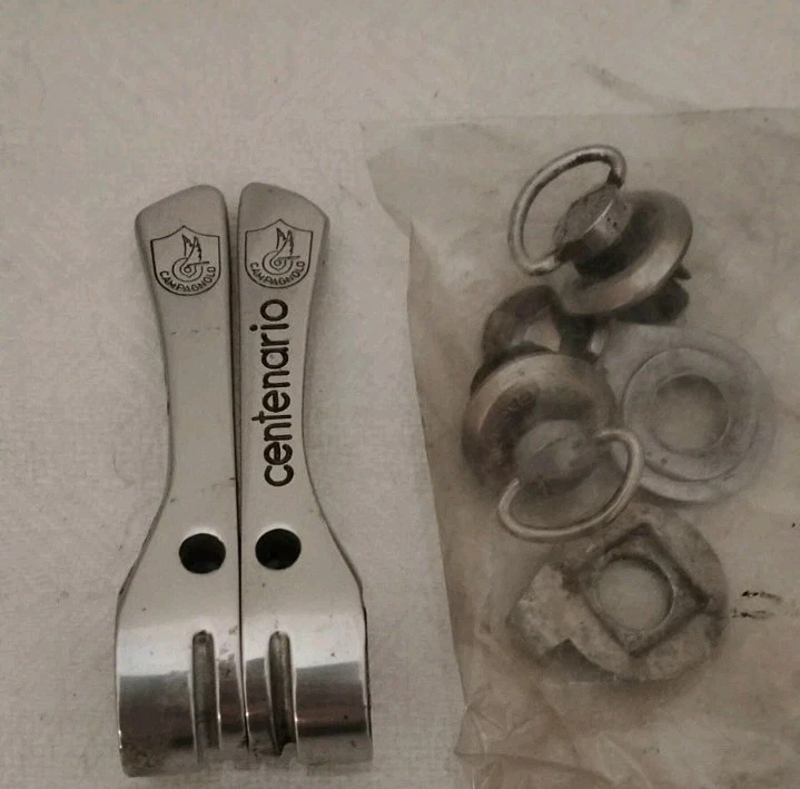 4 Rondelle (Dischi Sella) In Plastica Bianca Per Tubo ø 15mm - Foro 4,5mm