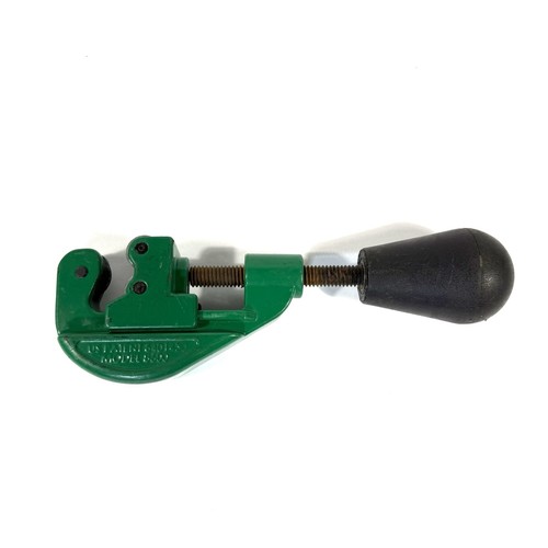 OEM Greenlee Model 8600 1/2" & 3/4" EMT Conduit Cutter
