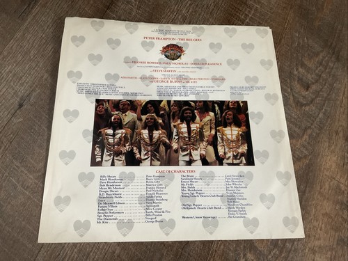 Sgt. Pepper’s Lonely Hearts Club Band Soundtrack Double Vinyl Lp With Poster - Picture 8 of 24