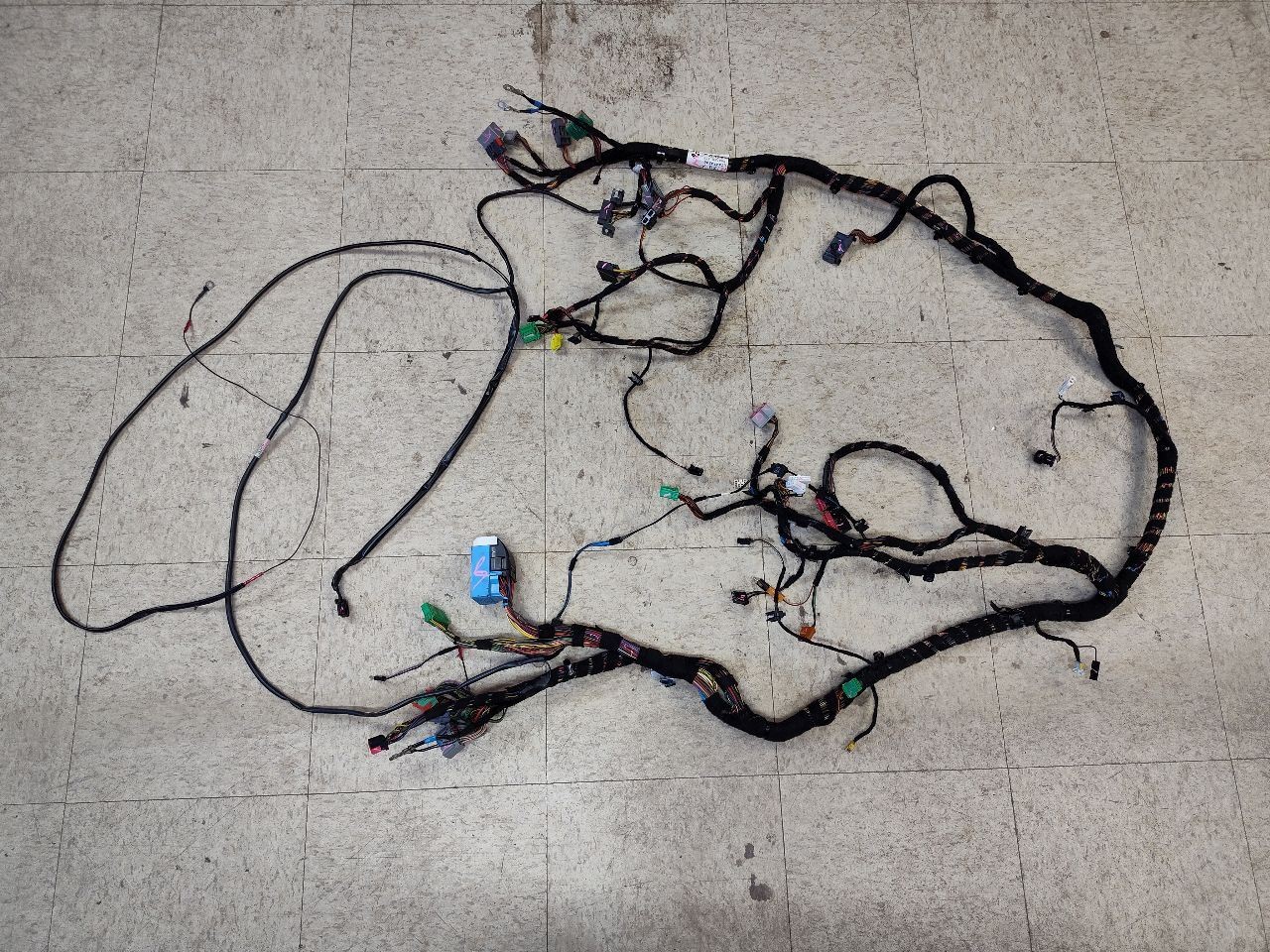 2007 Land Rover LR3 Instrument Panel Dash Complete Wiring Harness YMG505140