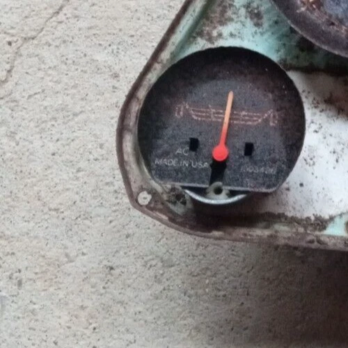 Calibre voltímetro para camioneta Chevy GMC 67-72 C10 K10 C20 K20 camioneta GM fabricante de equipos originales de fábrica Foto 4 de 4