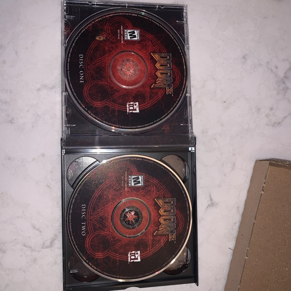 DOOM 3 (PC, 2004) Activision Game Windows 2000/XP - Image 4 of 4