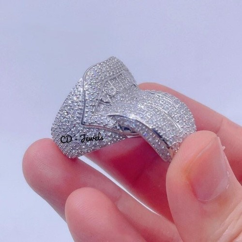 3.10ct Men's Round D/VVS Moissanite Tongue Out Band Ring 925 Silver Free Stud - Picture 4 of 7