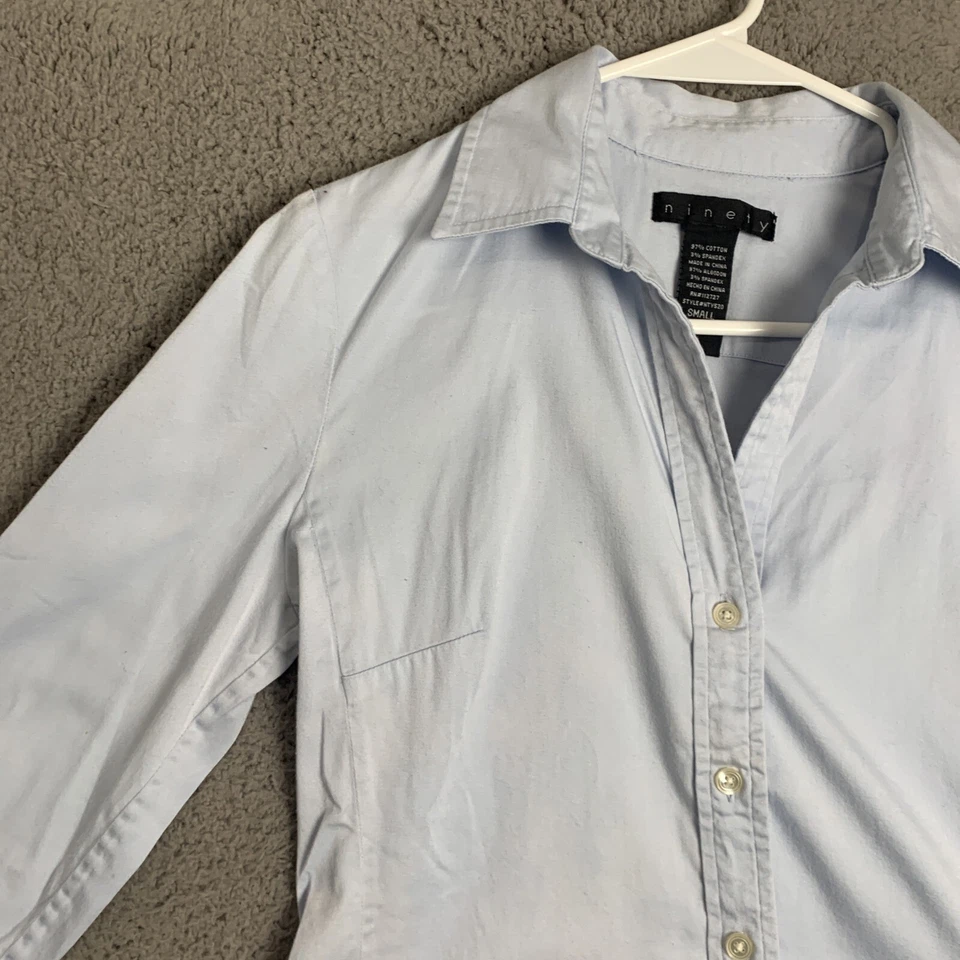 Blusa informal Ninety para mujer azul manga larga cuello en V abotonada talla pequeña Foto 2 de 4
