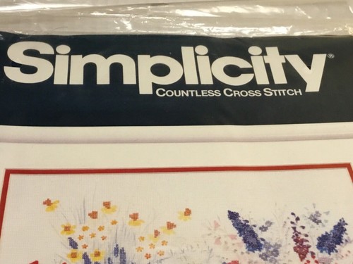 SIMPLICITY "GARDEN BOUQUET" COUNTED CROSS STITCH KIT! 14” X 11" - Picture 3 of 7