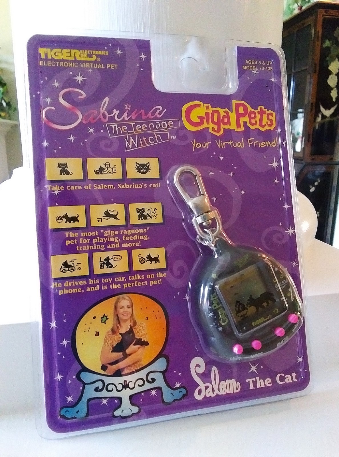 RARE 1997 Tiger Electronics Sabrina the Teenage Witch Giga Pets - Salem Cat MOC