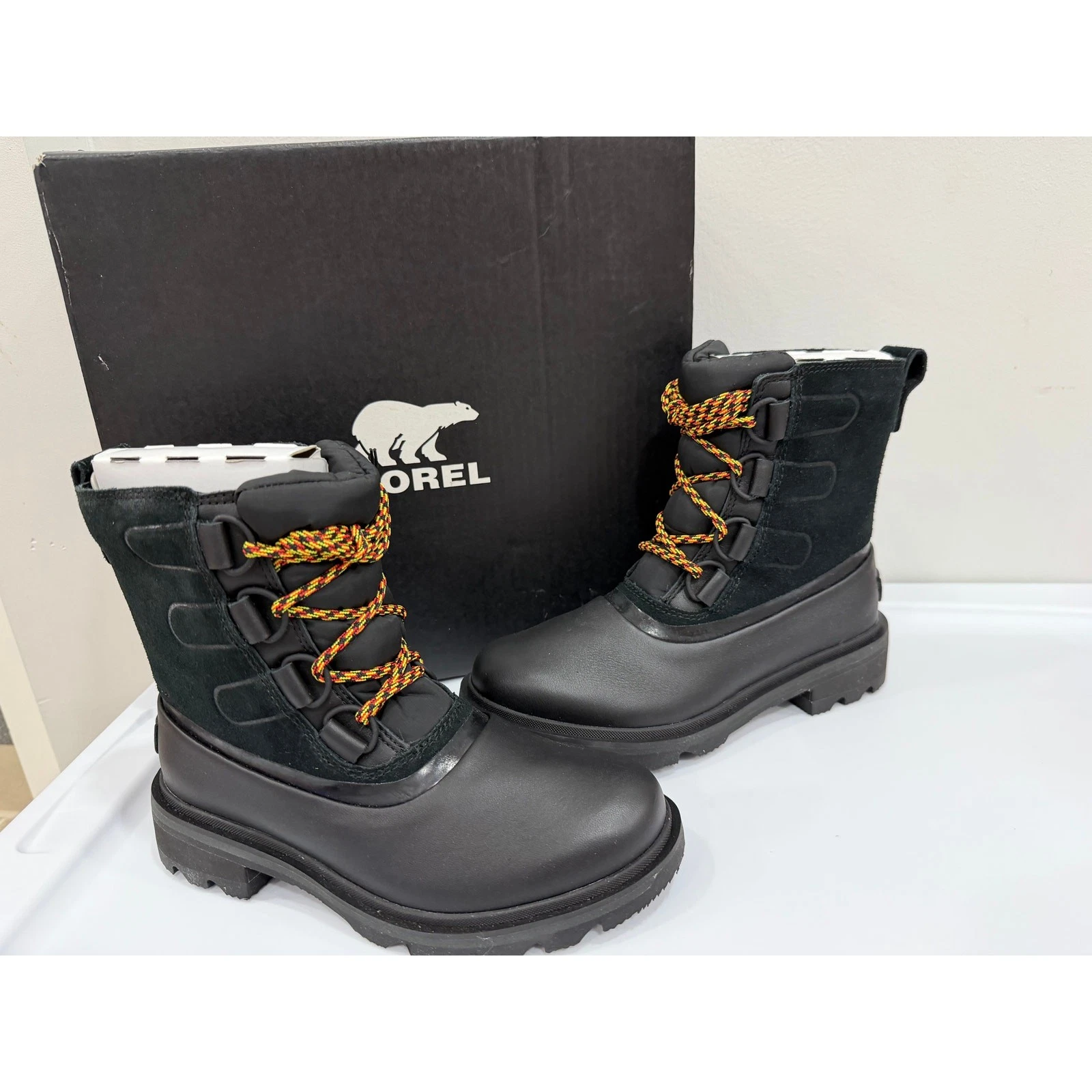 SOREL Black NL3703 Lennox Street Duck Snow Boots Women's Size 5
Opens in a new window or tab