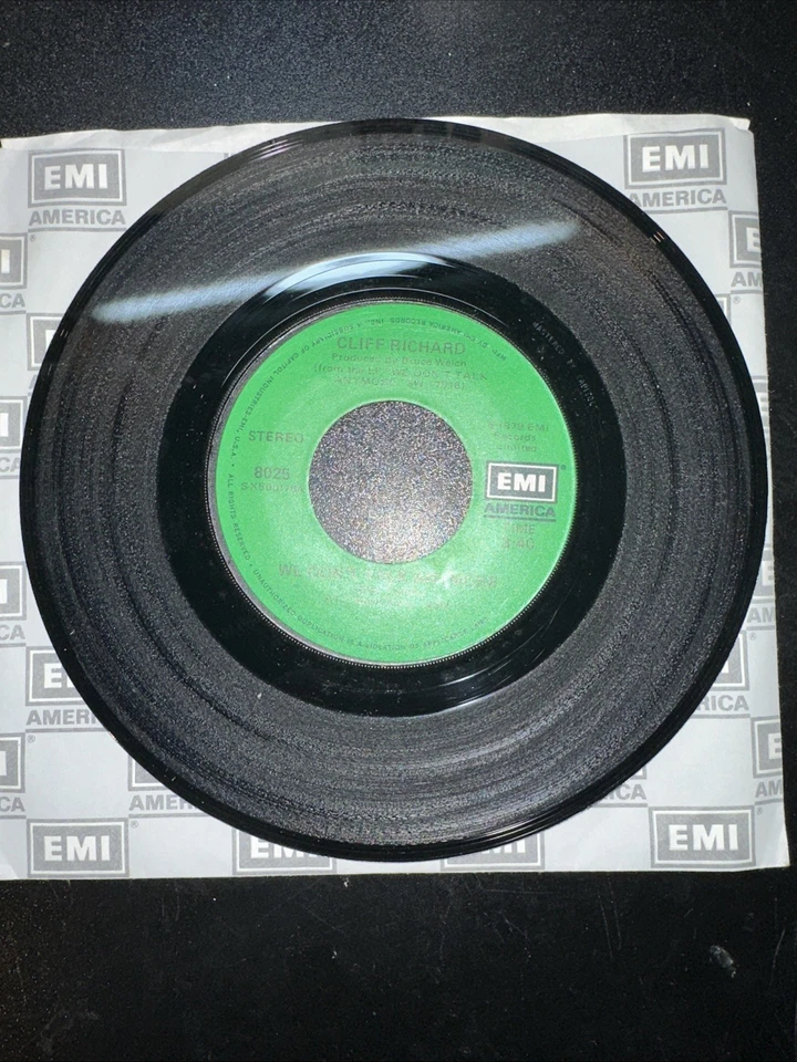 Cliff Richard Wo Don’T Talk Anymore And Count Me Out   Record Album Vinyl LP - Image 2 of 2