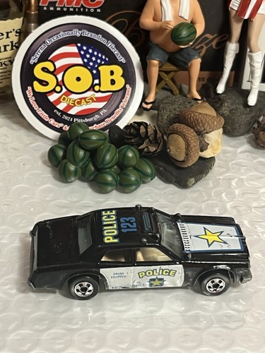 Hot Wheels Blackwalls Ford LTD Police Car 123 1:64 Black Diecast EX Condition - Picture 6 of 11