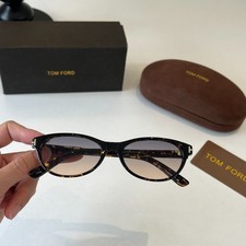 TOM FORD 0599 Unisex Sunglasses Lens Size 52-18-140 - With New Case