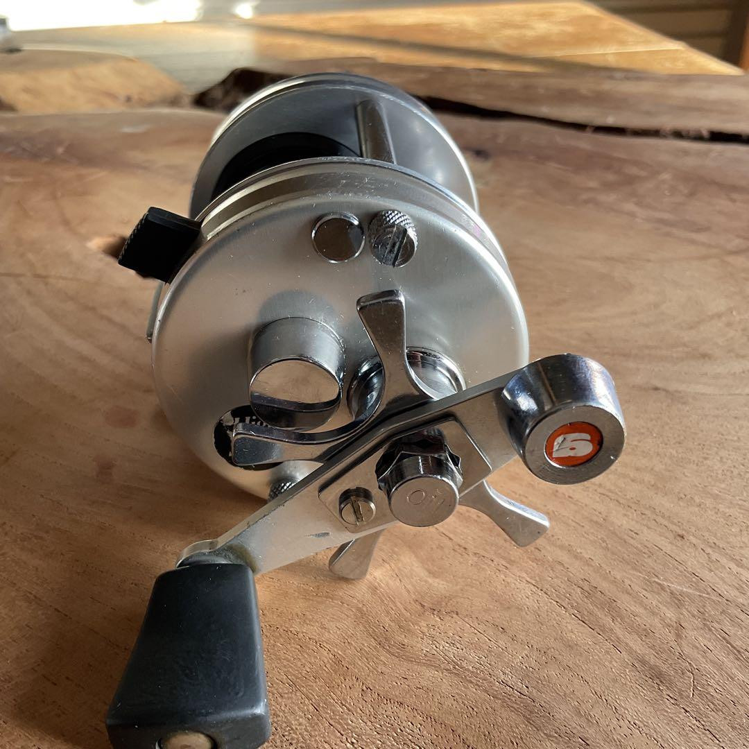 Abu Ambassador 2500C Fishing Reel - Used - Good Condition Abu Ambassador 2500C Fishing Reel - Used - Good Condition