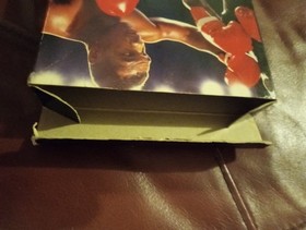 Nintendo NES Mike Tyson's Punch Out en caja original