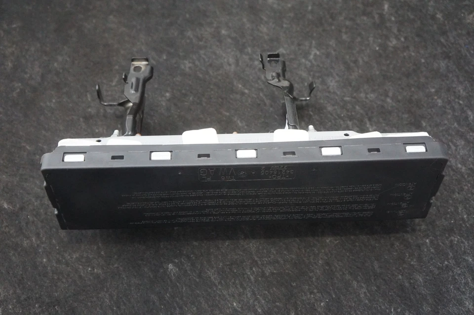 Airbag SRS delantero izquierdo conductor inferior rodilla negro OEM 8W0880841 Audi S5 B9 2018-2024 Foto 4 de 4