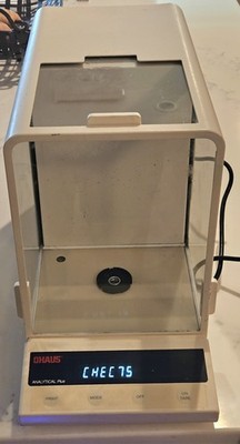 OHAUS ANALYTICAL PLUS MODEL