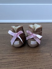 Image of UGG Pink Satin Jesse Bow II Boots NWOT Infant Girl Size 0/1 Chestnut Brown Suede