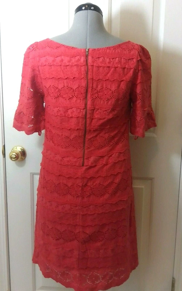 Vestido de Natal feminino MOULINETTE SOEURS vermelho algodão ilhós bordado tamanho 6 - Imagem 3 de 4