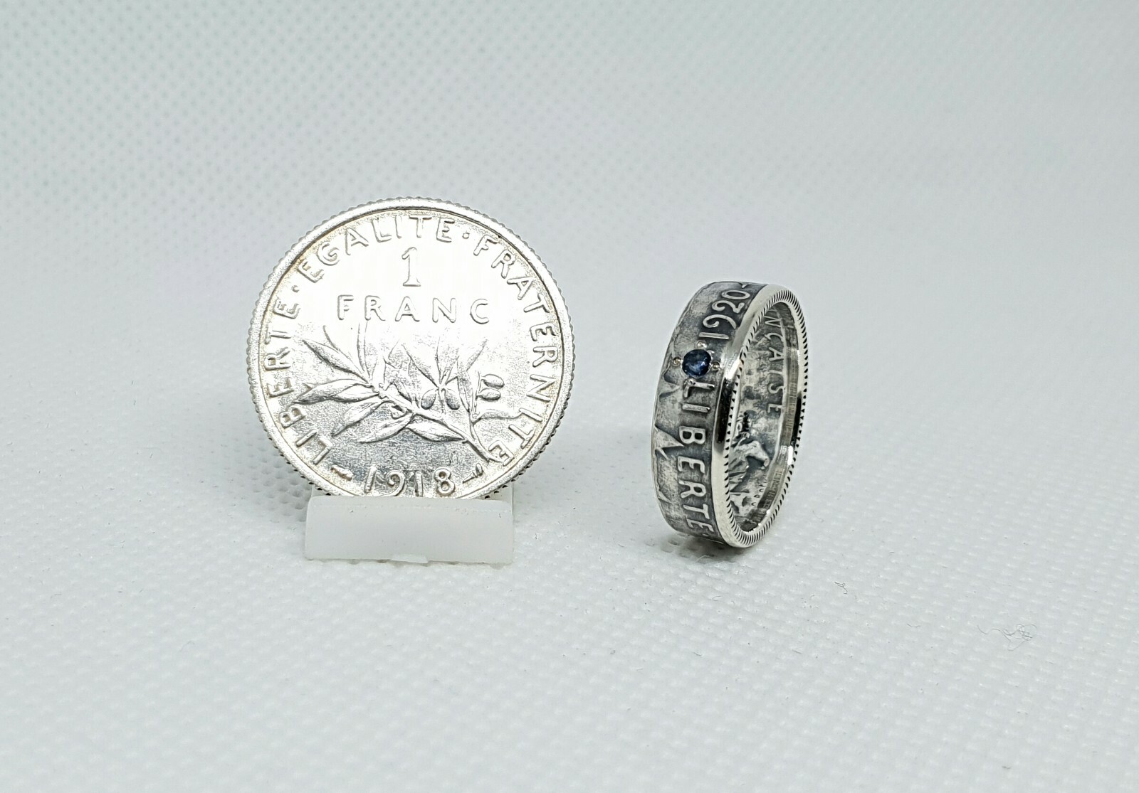 Bague pièce 1 Franc Semeuse en argent massif et saphir véritable serti main