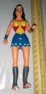 DC Comics Classic Wonder Woman Bendable 5.5'' Action Figure NJ Croce 2013
